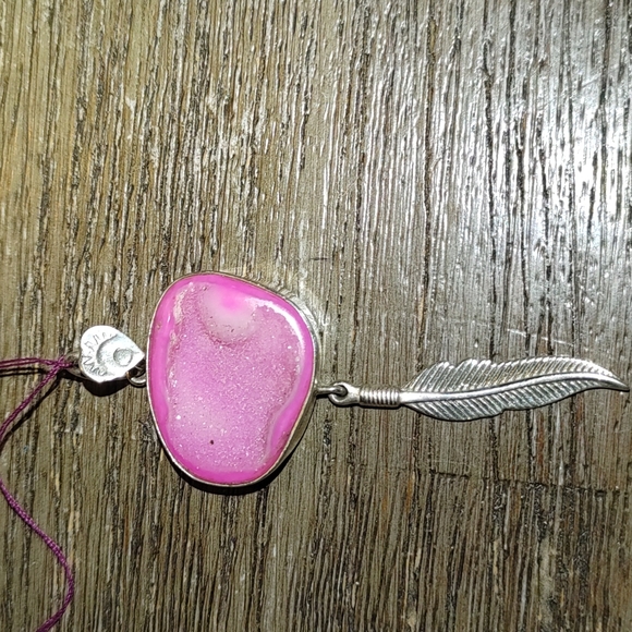 New Sterling Silver Pink Druzy Feather Pendant - Picture 6 of 6